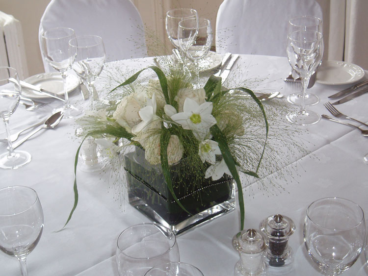 flowers arrangements for weddings
